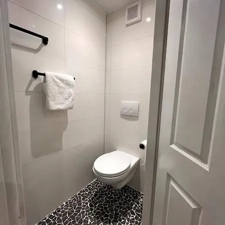 Διαμέρισμα Gezellig Appartement, Gerenoveerd Eind 2022 Τίλμπουργκ