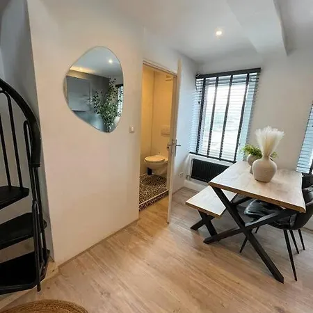 Gezellig Appartement, Gerenoveerd Eind 2022 Tilburg